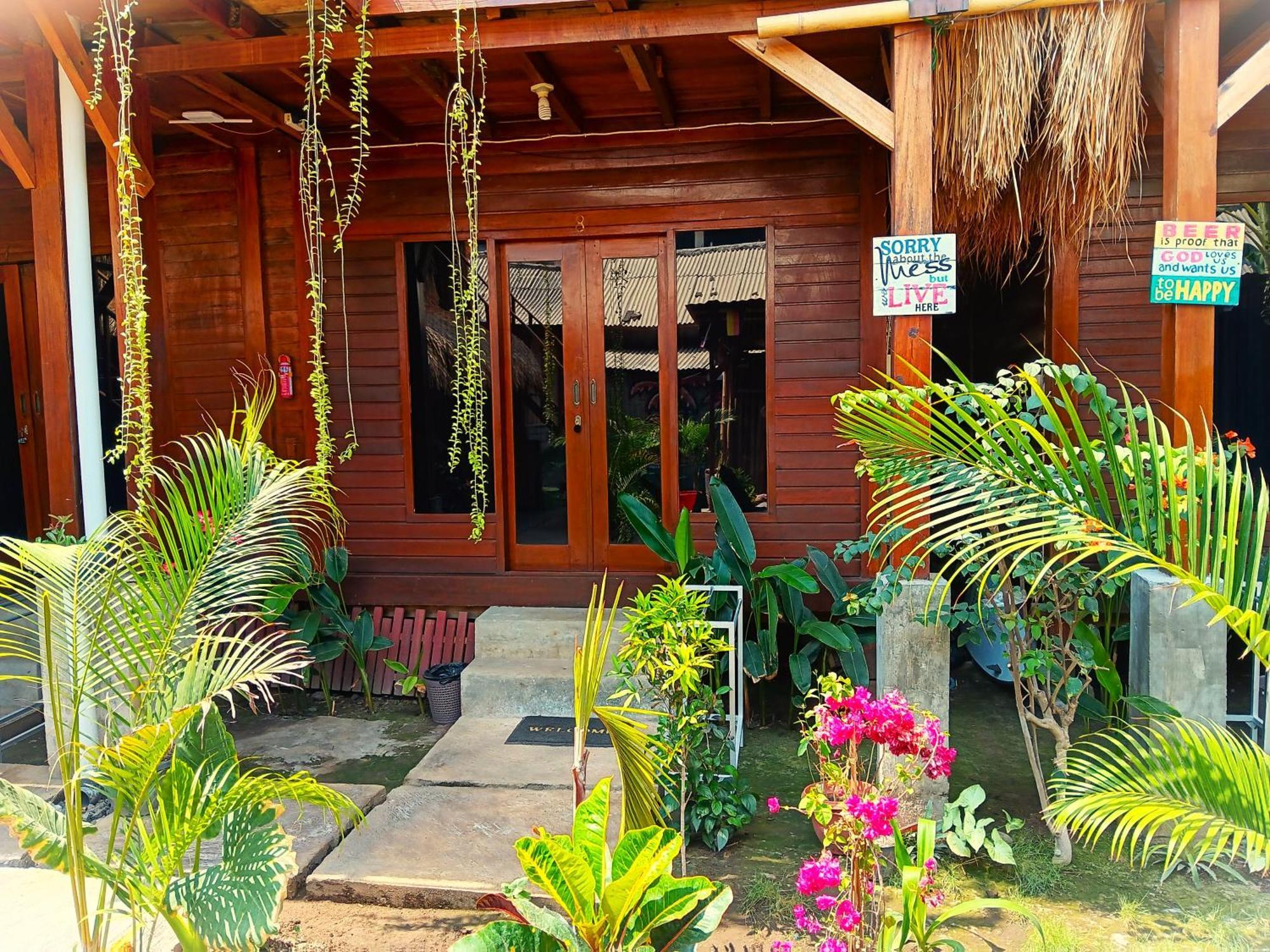 Good Vibes Bungalows Gili Trawangan Exterior foto