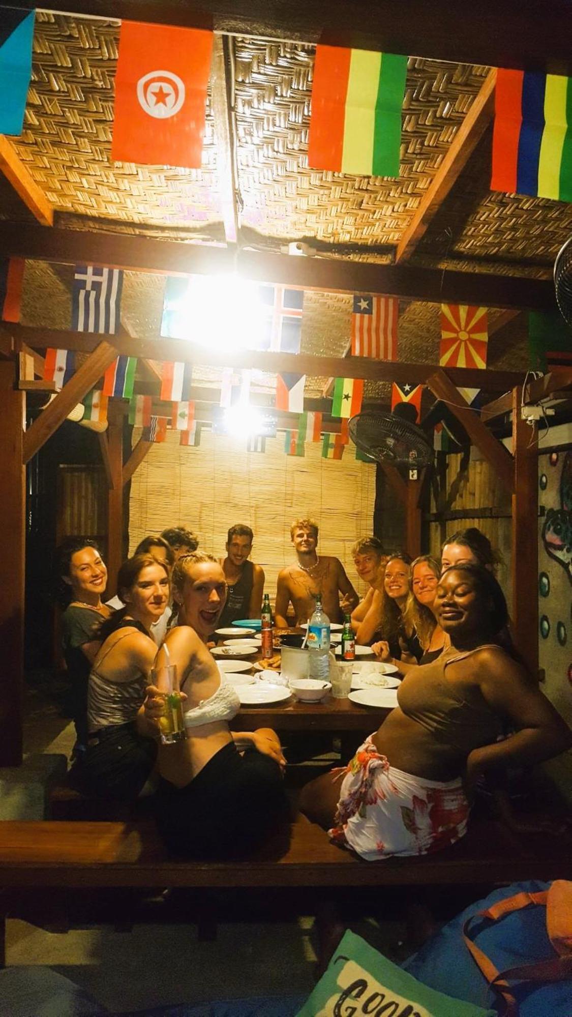Good Vibes Bungalows Gili Trawangan Exterior foto